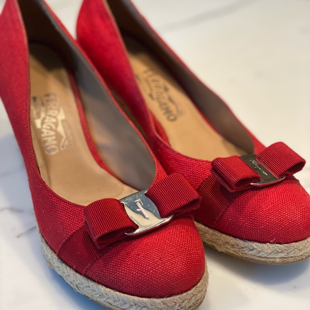 salvatore ferragamo espadrille wedge - red